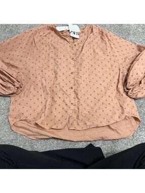 Zara Women's Peach Blouse size Large NWT